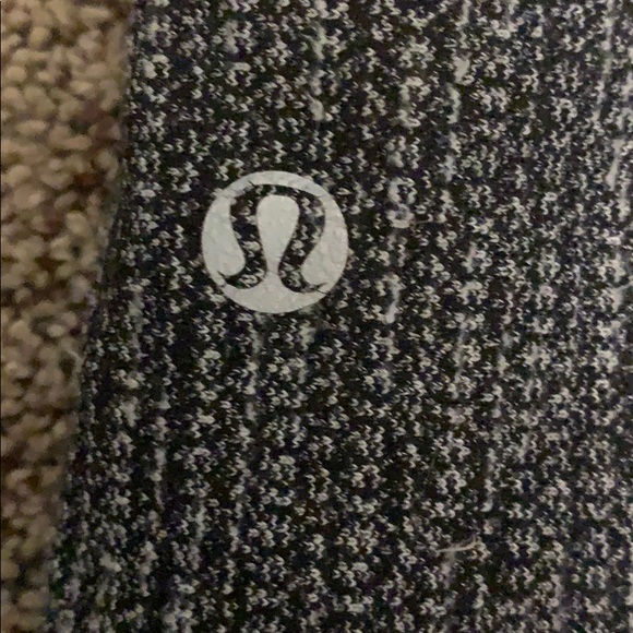 Gray lululemon leggings - Picture 2 of 5
